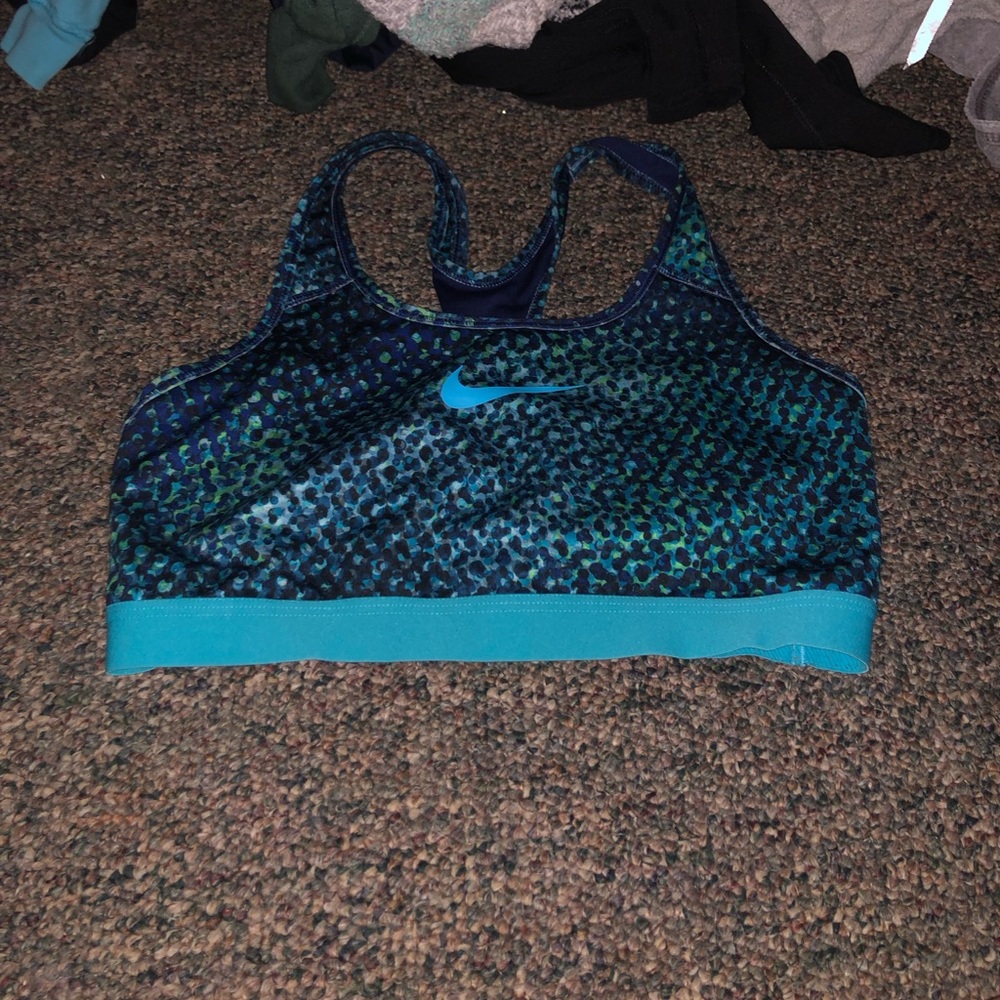 Nike sports bra!!